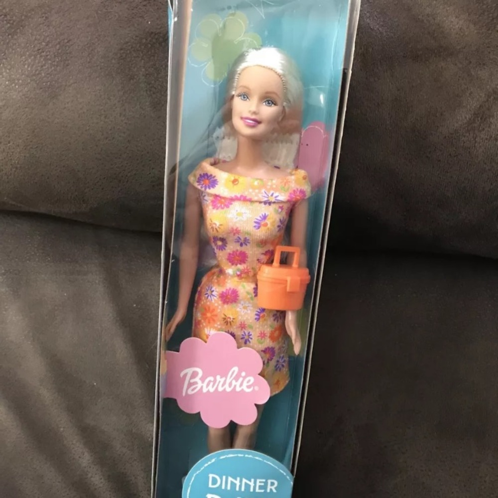 Barbie Dinner Date Blue Box